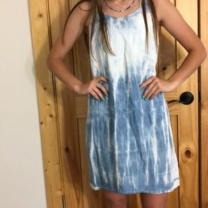💙🤍Tie Dy dress!